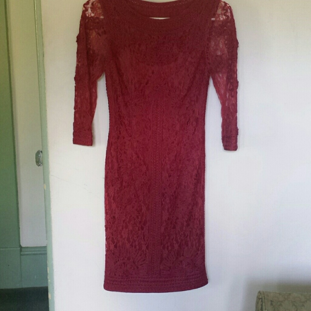 Sue Wong lace dress.